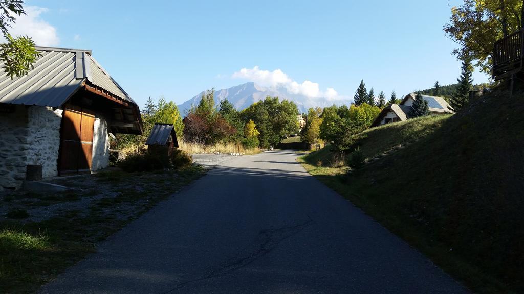 Studio Barcelonnette Ubaye, Provence Enchastrayes Exteriör bild